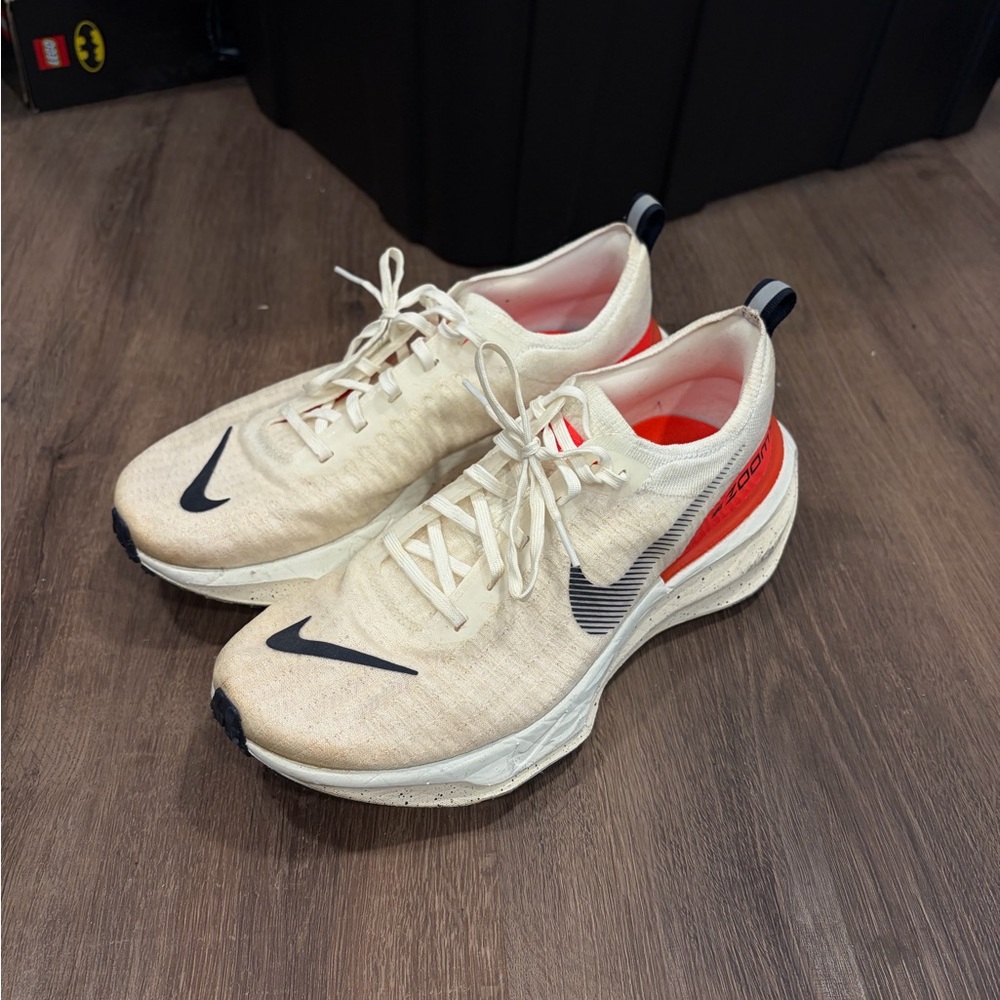 Nike Men's Zoom X Invincible 3